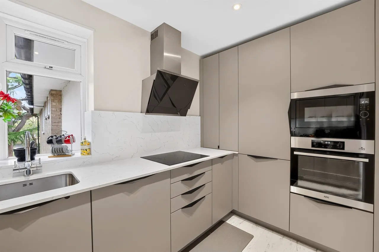 Inner Park Road, London, SW19, photo 10