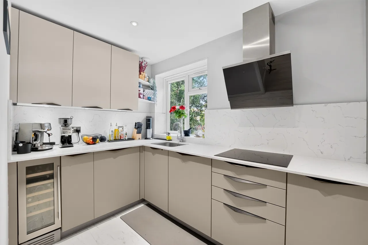 Inner Park Road, London, SW19, photo 2