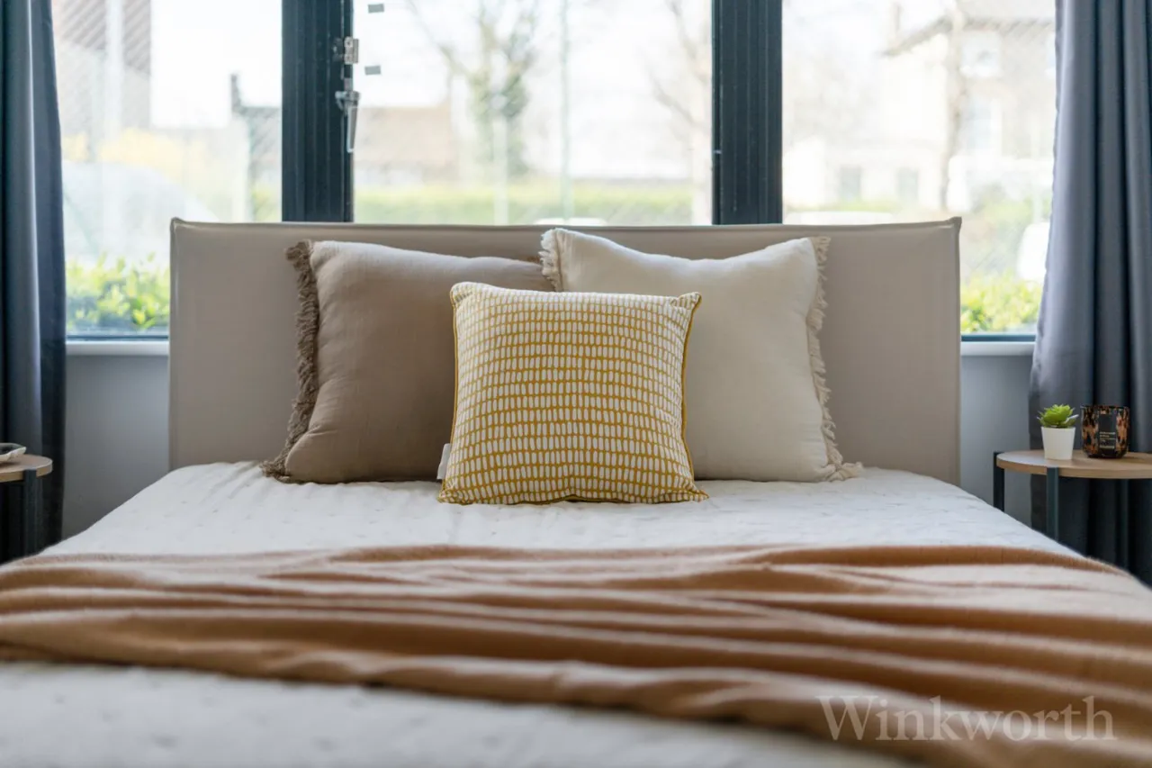 Frobisher Place, London, SE15, photo 11