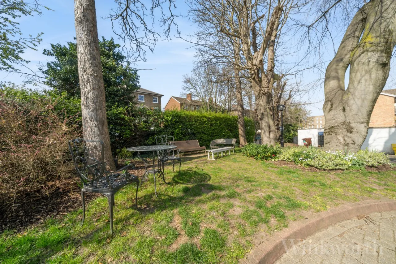 Frobisher Place, London, SE15, photo 21