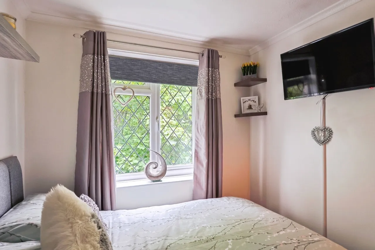Southbrook Close, BH17, photo 6