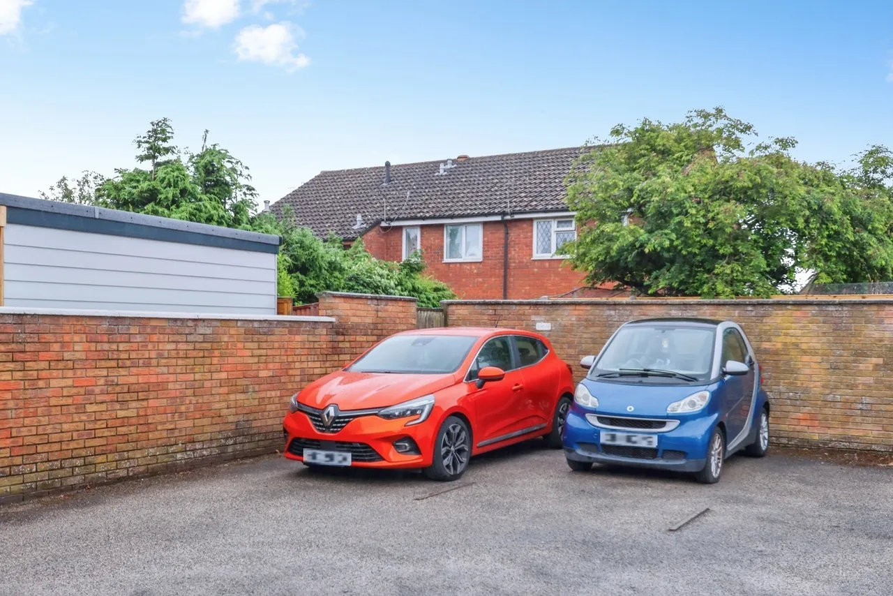 Southbrook Close, BH17, photo 12