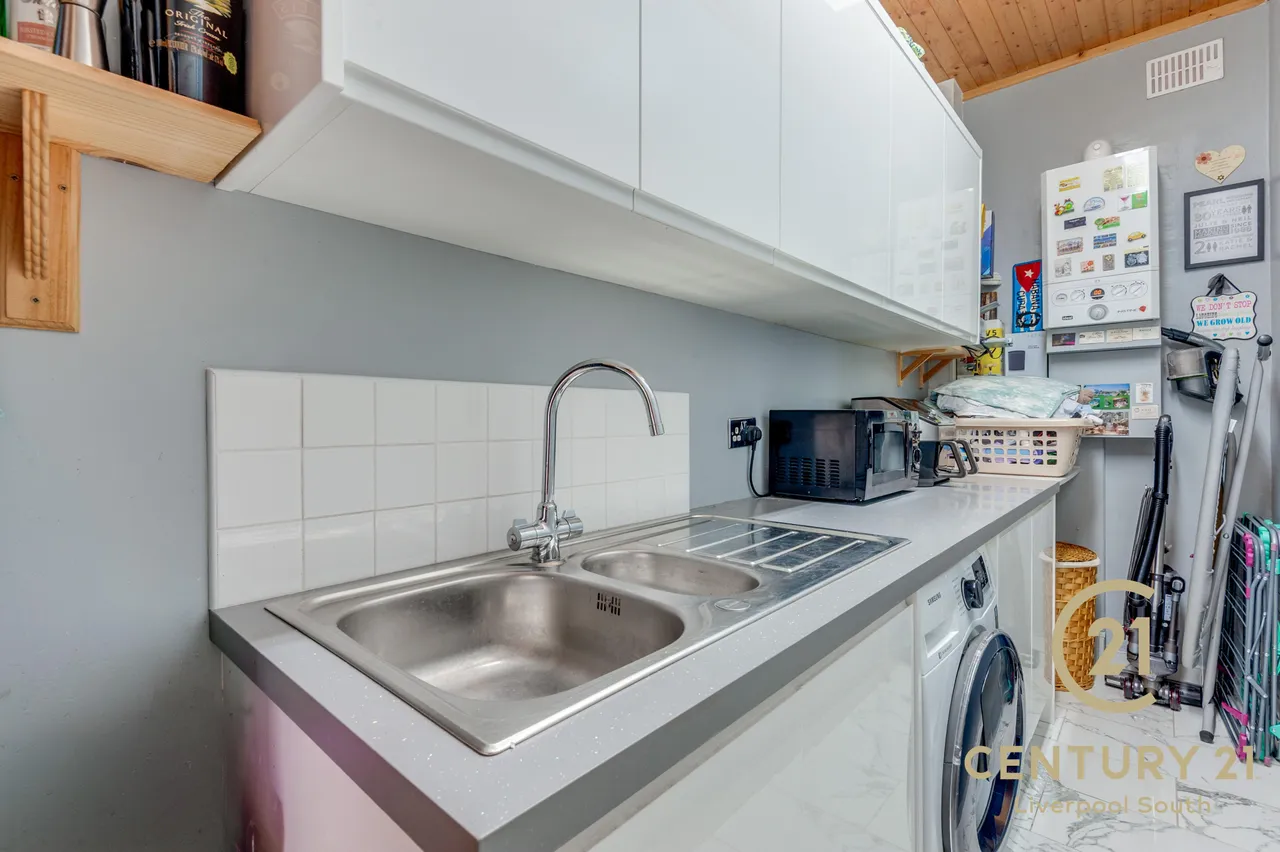 Reservoir Road, Woolton, L25, photo 11