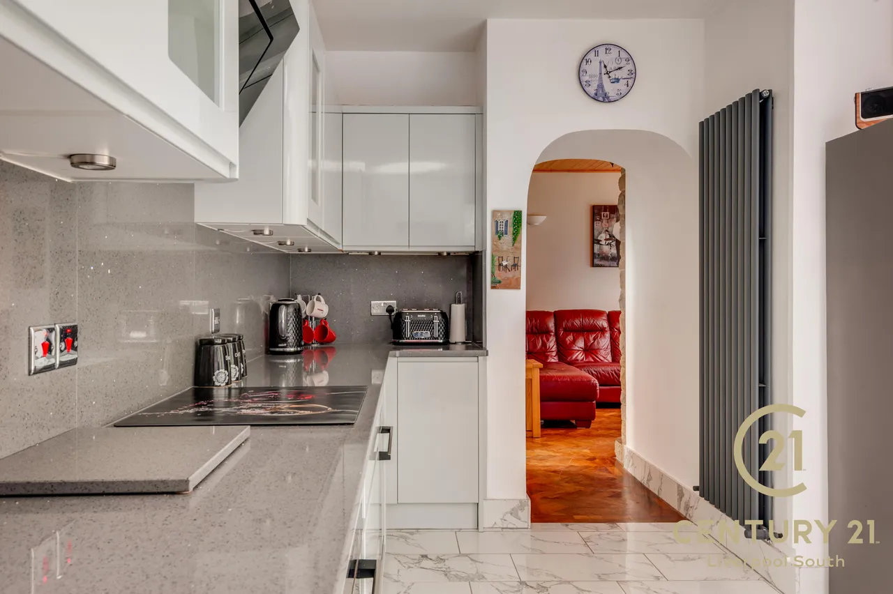 Reservoir Road, Woolton, L25, photo 5