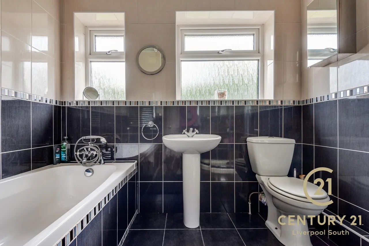 Reservoir Road, Woolton, L25, photo 23