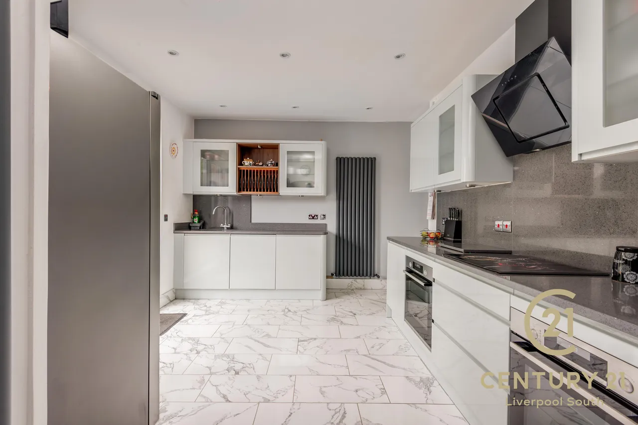 Reservoir Road, Woolton, L25, photo 3