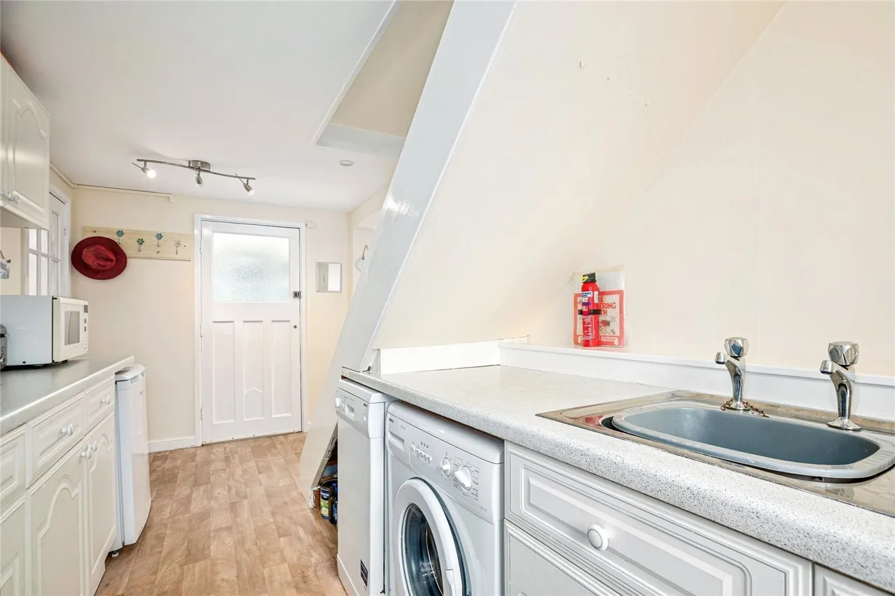 Borth, SY24, photo 8