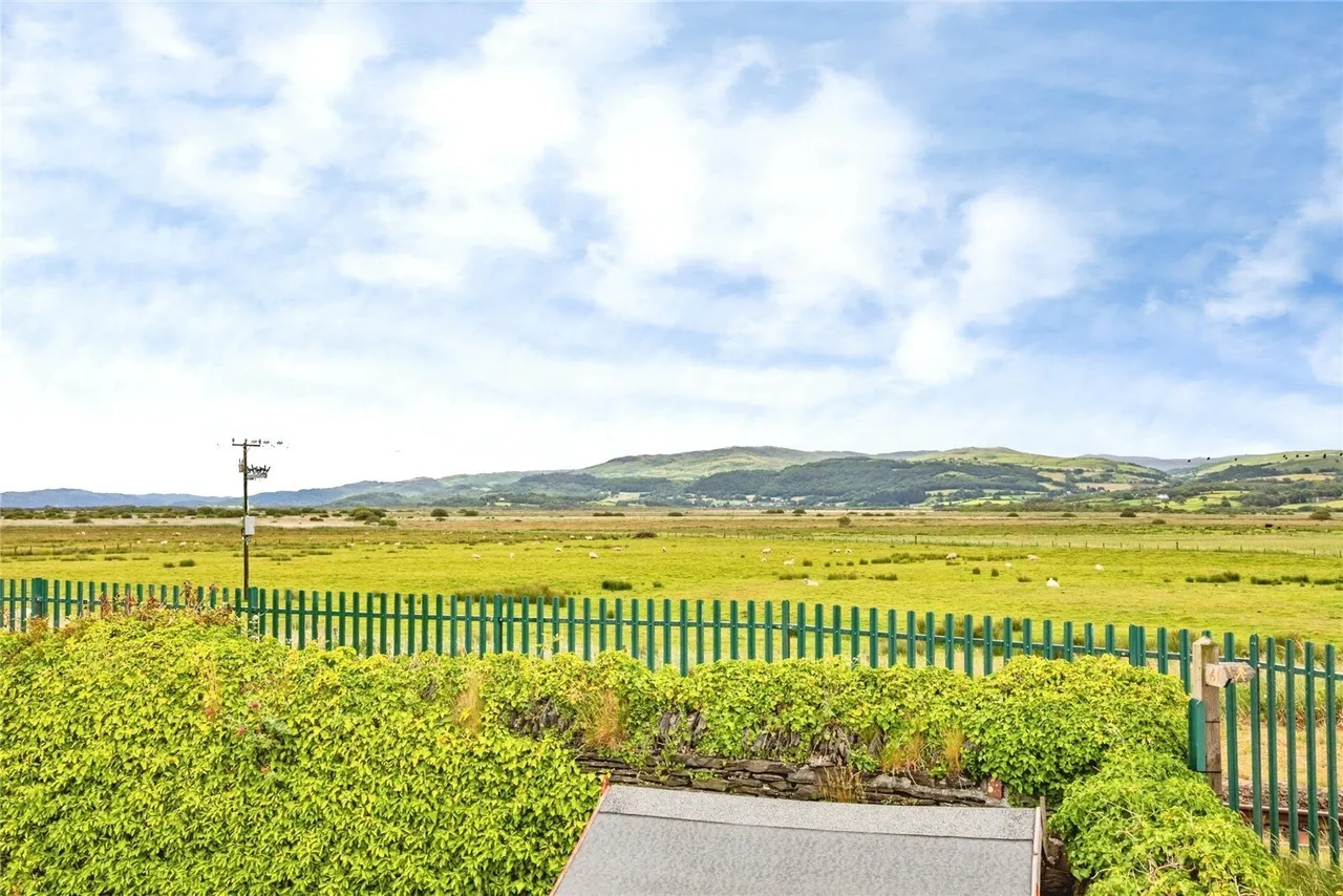 Borth, SY24, photo 20