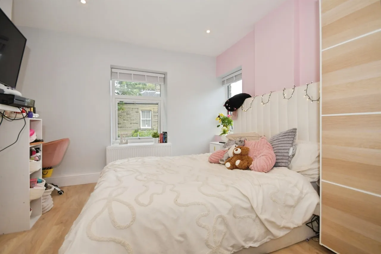 Manchester Road, Tideswell, Buxton, photo 10