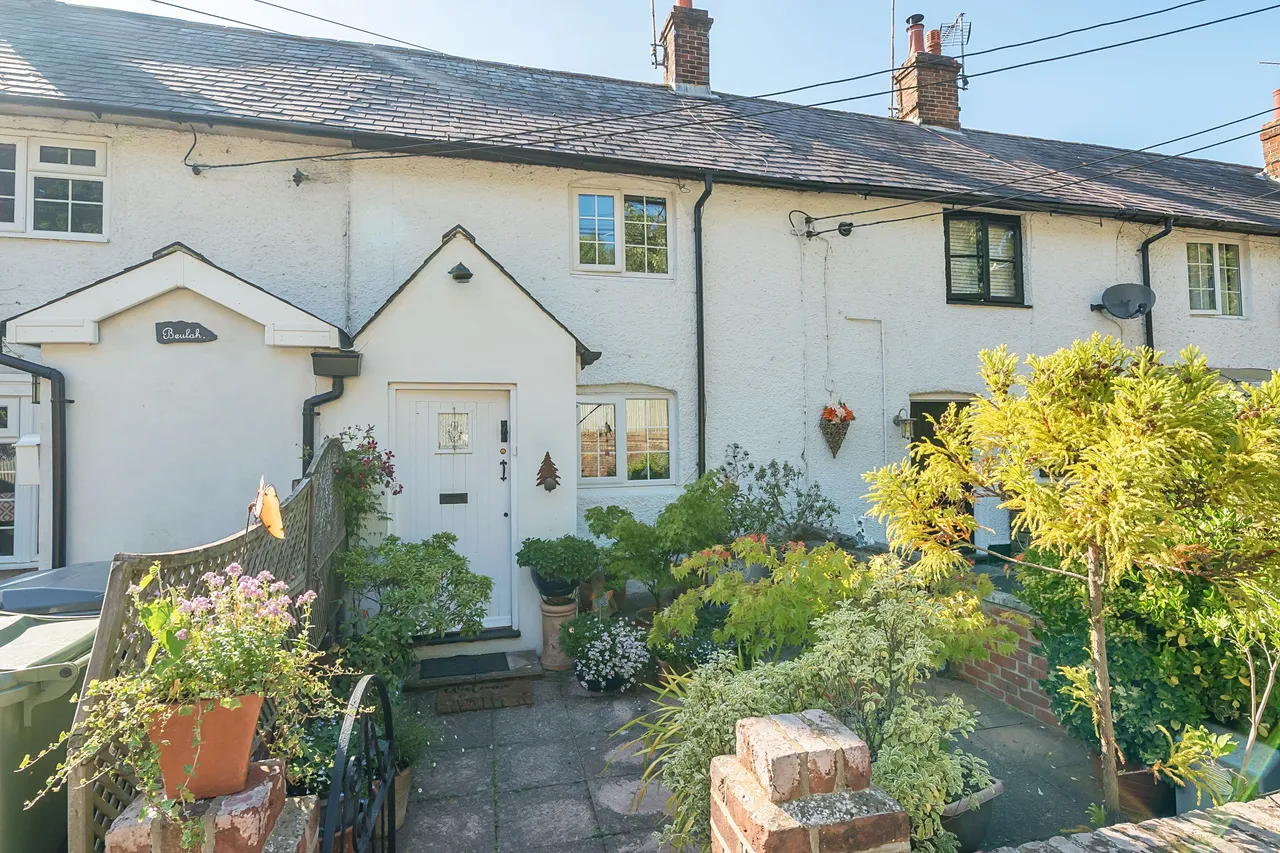 Petersfield Road, Greatham, GU33, photo 2