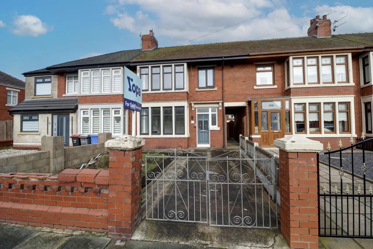 Hatfield Avenue, Fleetwood, FY7, photo 4