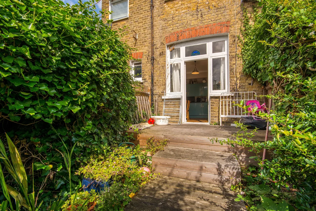London, SW16, photo 10