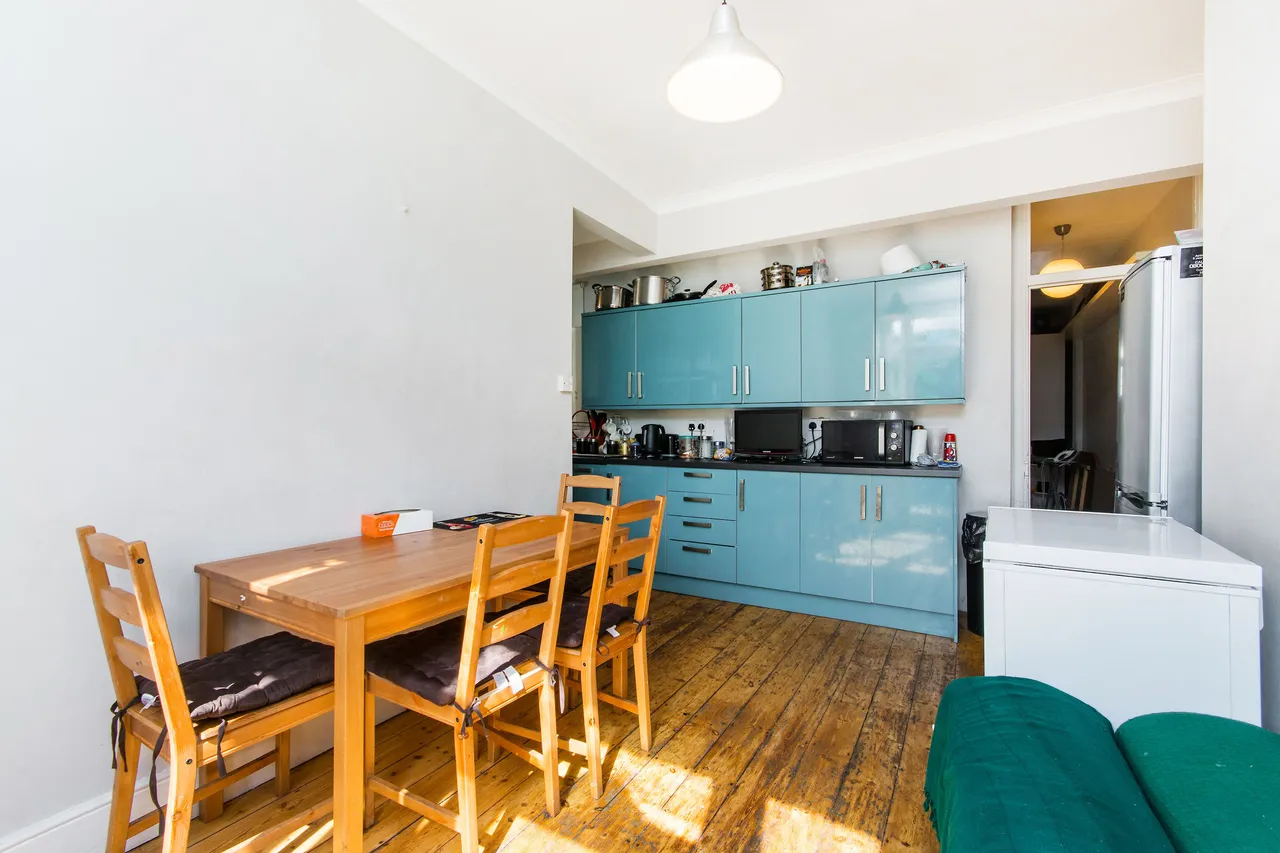 London, SW16, photo 9