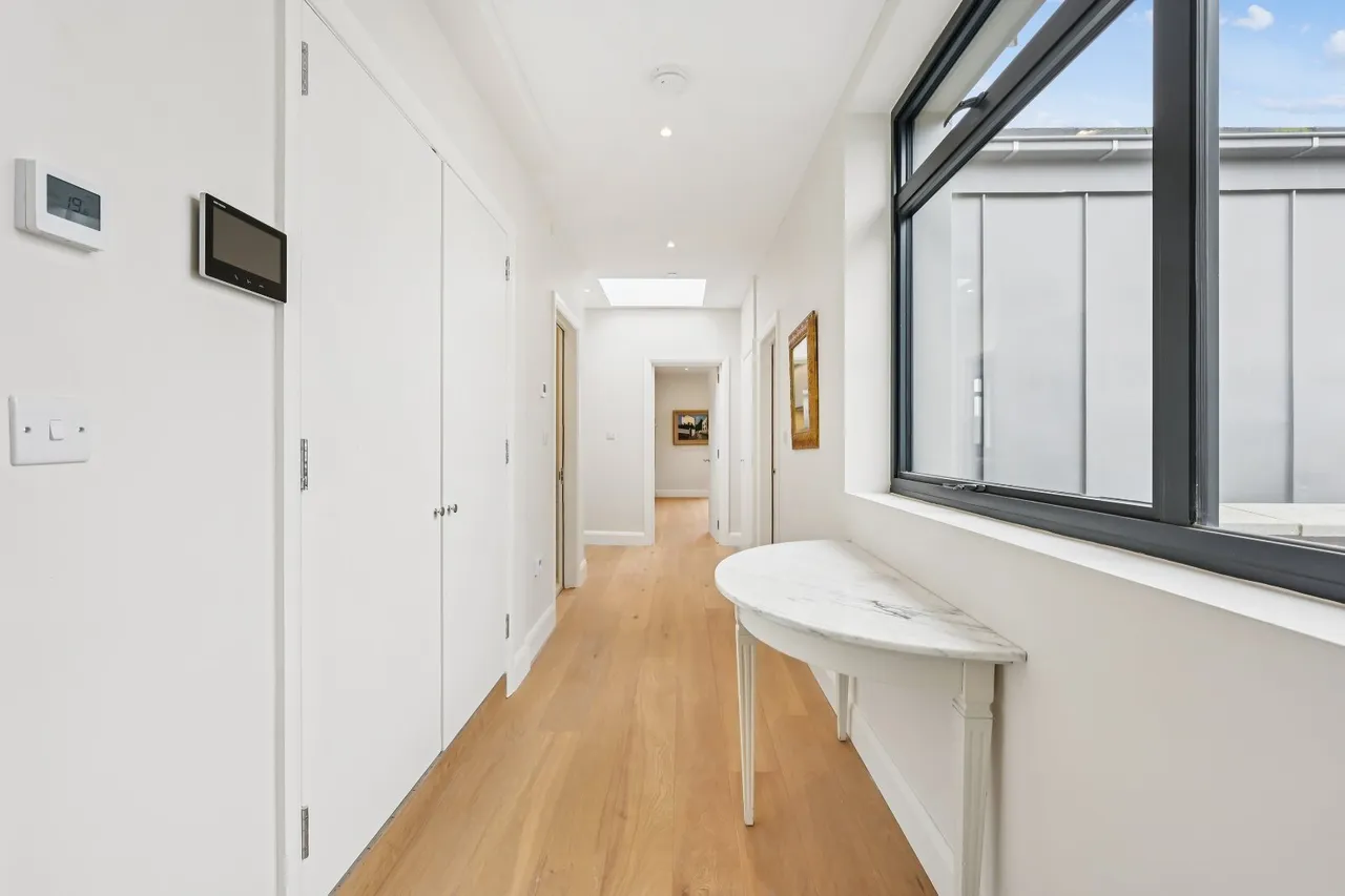 Saxon Hall, Palace Court, W2, photo 7