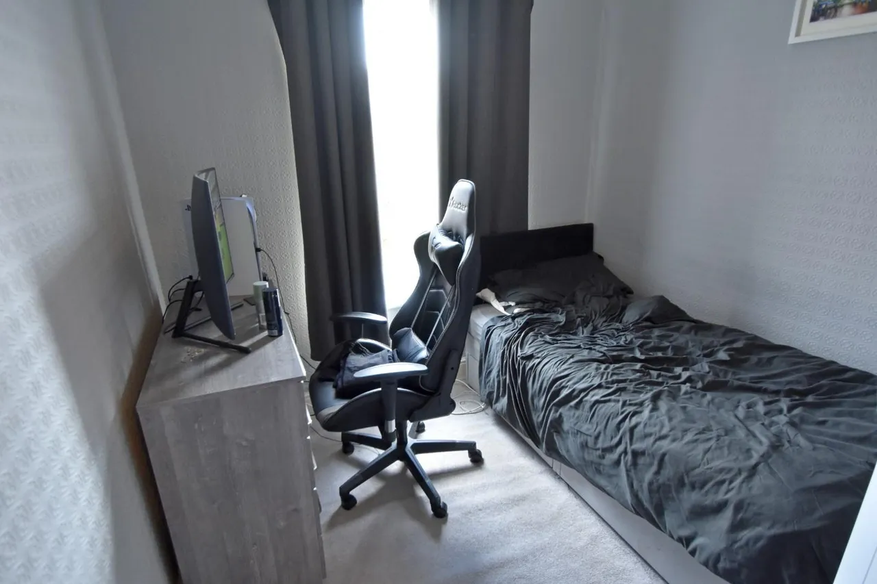 Halvard Avenue, Limefield, Bury, Greater Manchester, BL9 6PS, photo 8