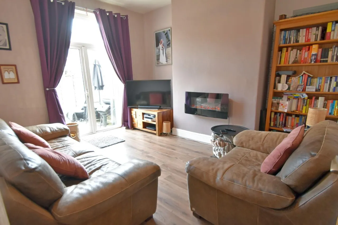 Halvard Avenue, Limefield, Bury, Greater Manchester, BL9 6PS, photo 3