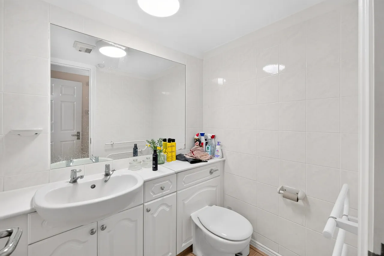 Meridian Place, London, E14, photo 12