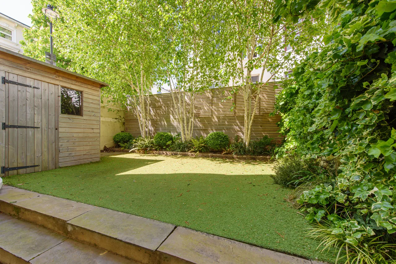 7A Lancaster Drive, London, photo 11