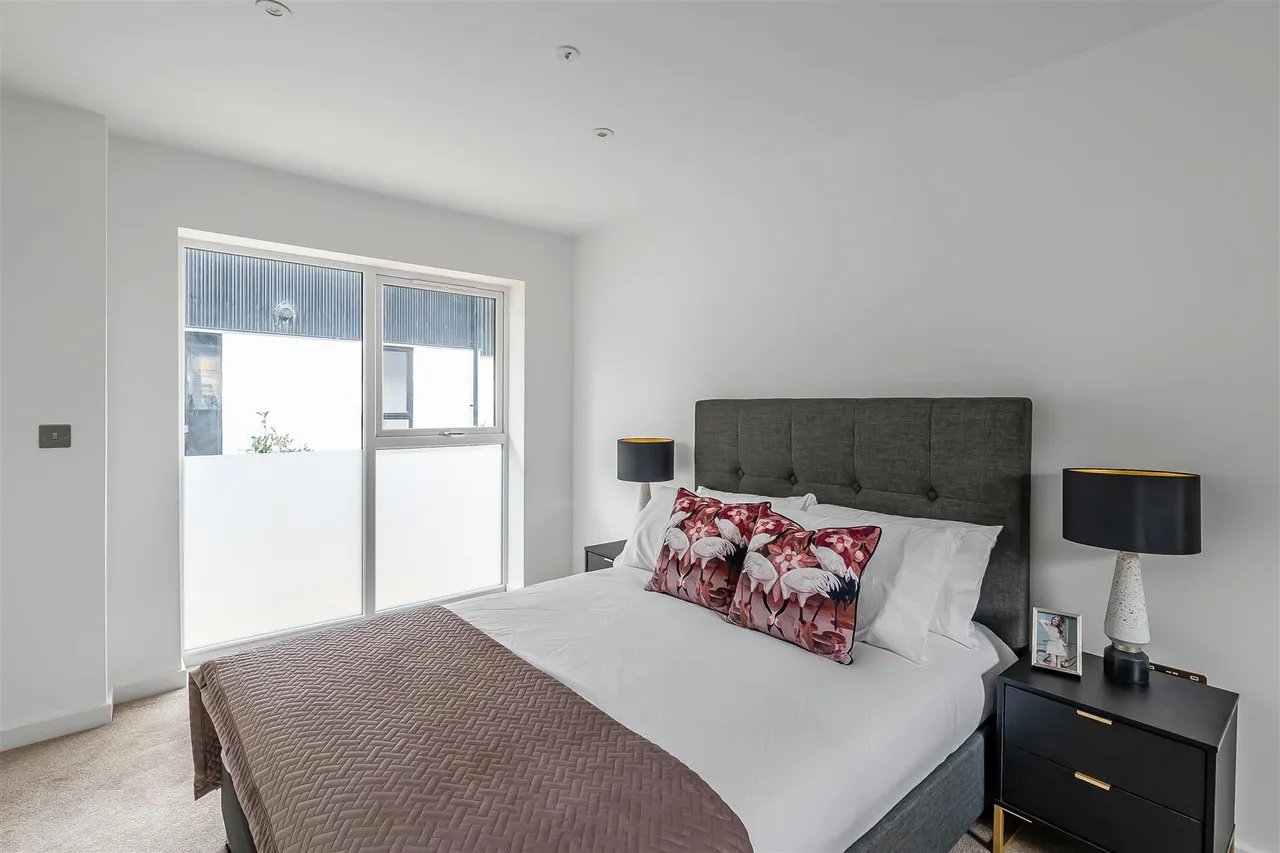 Vincent Walk, Dorking, RH4, photo 4