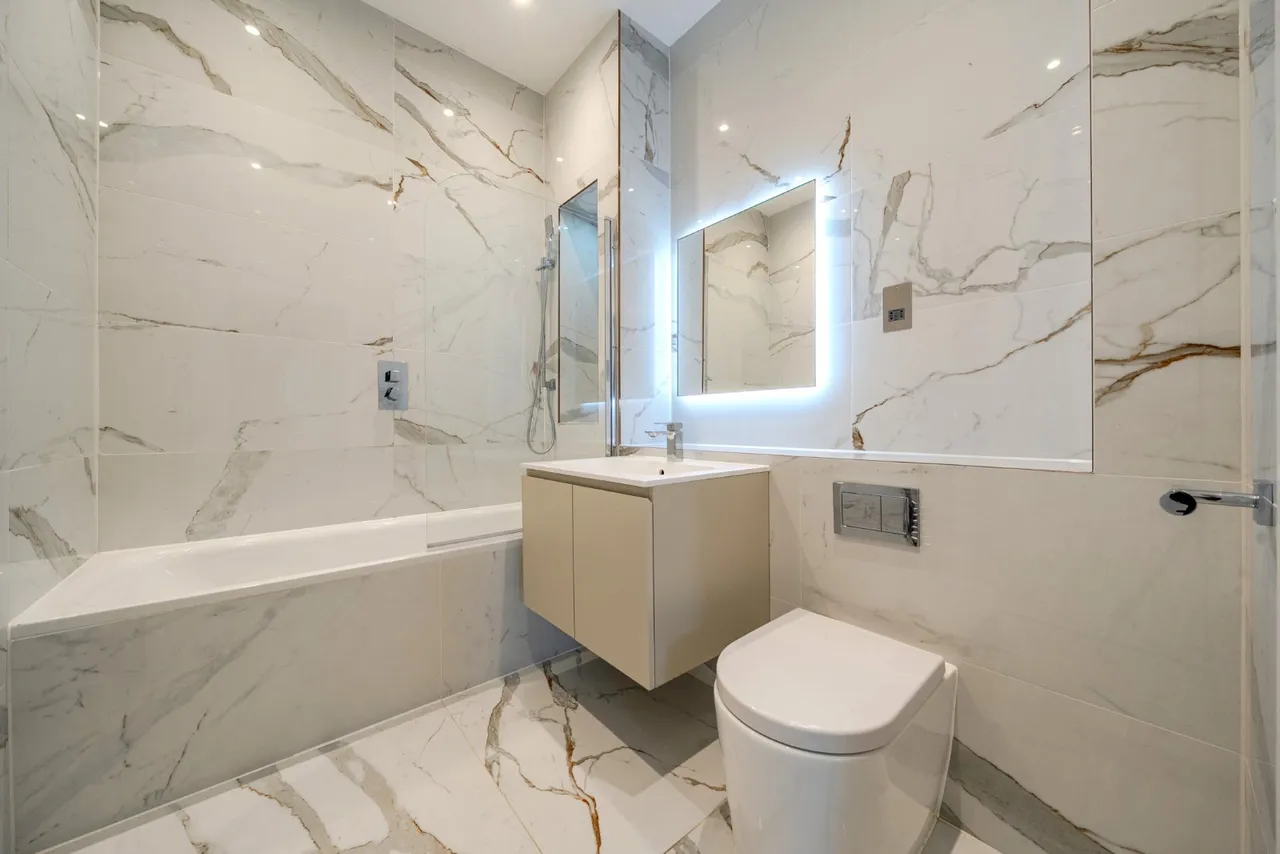 Oak Hill Road, Surbiton, Surrey, KT6, photo 5