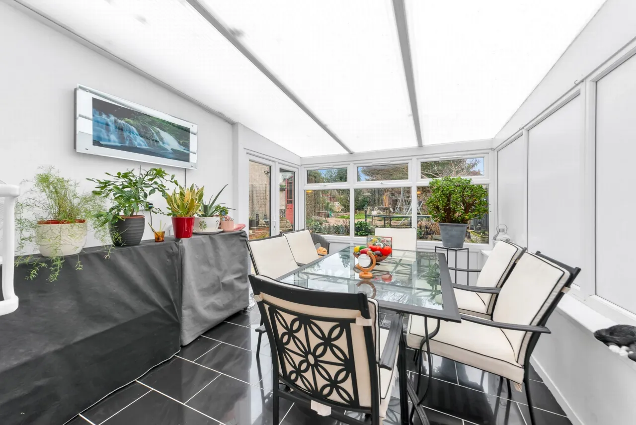 Highcombe Close, Mottingham, SE9 4QJ, photo 24