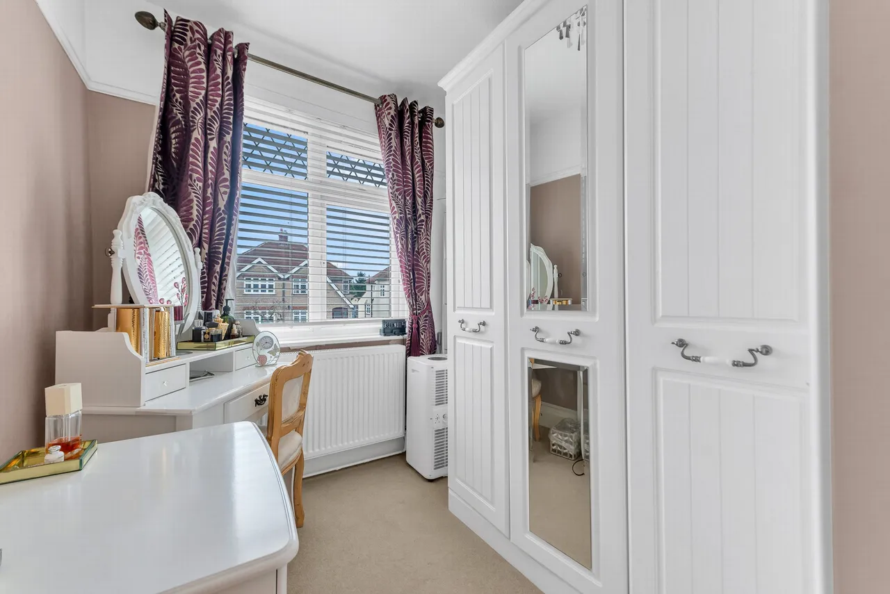 Highcombe Close, Mottingham, SE9 4QJ, photo 12