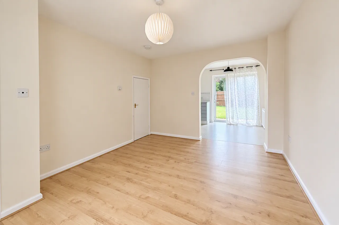 Hitchin Street, Biggleswade, SG18, photo 2