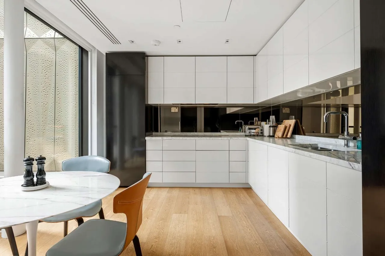 Belvedere Road, London, SE1, photo 6