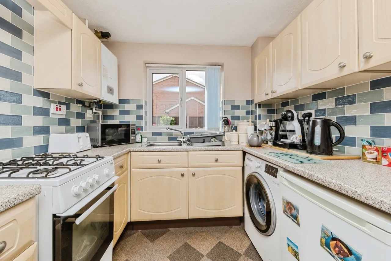 Bowness Road, Wistaston, Crewe, Cheshire, CW2, photo 6