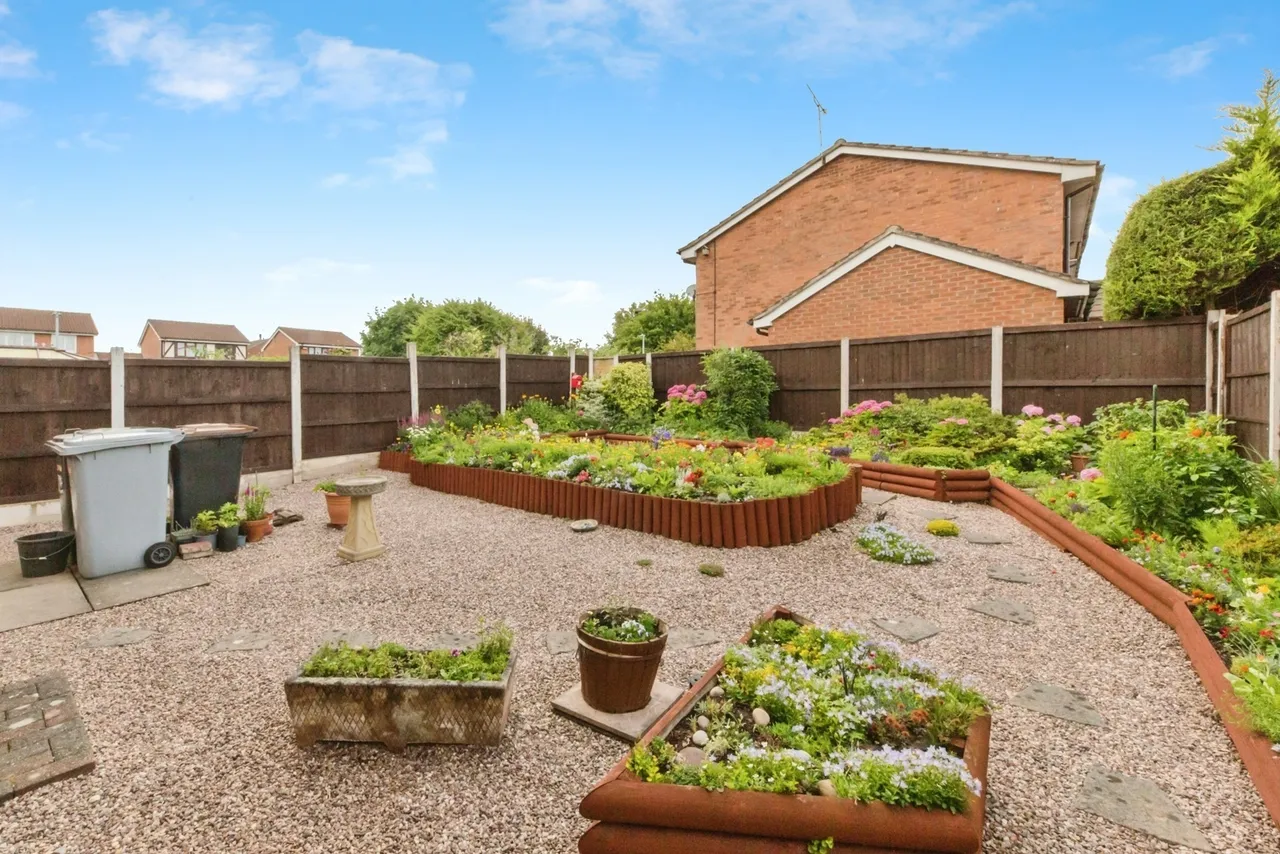 Bowness Road, Wistaston, Crewe, Cheshire, CW2, photo 15