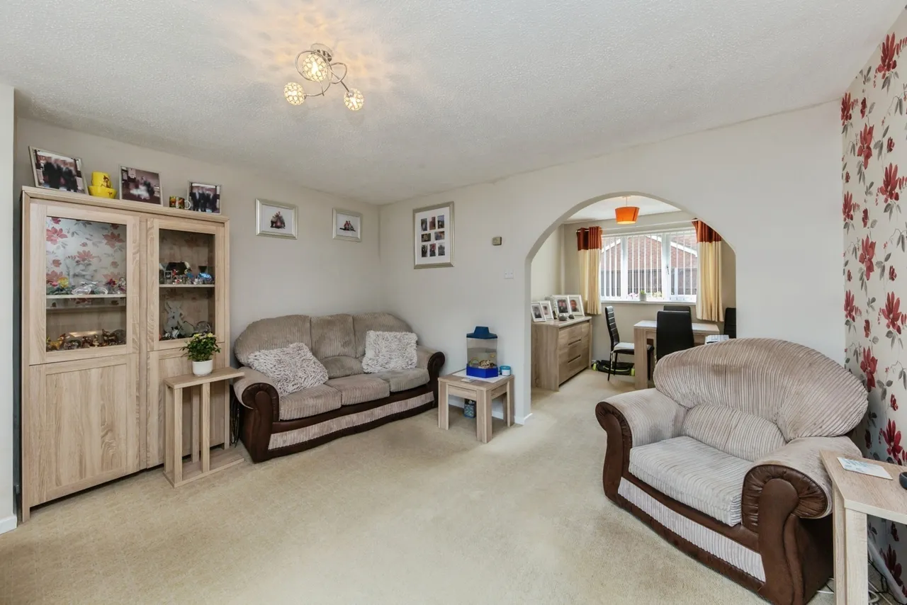 Bowness Road, Wistaston, Crewe, Cheshire, CW2, photo 4