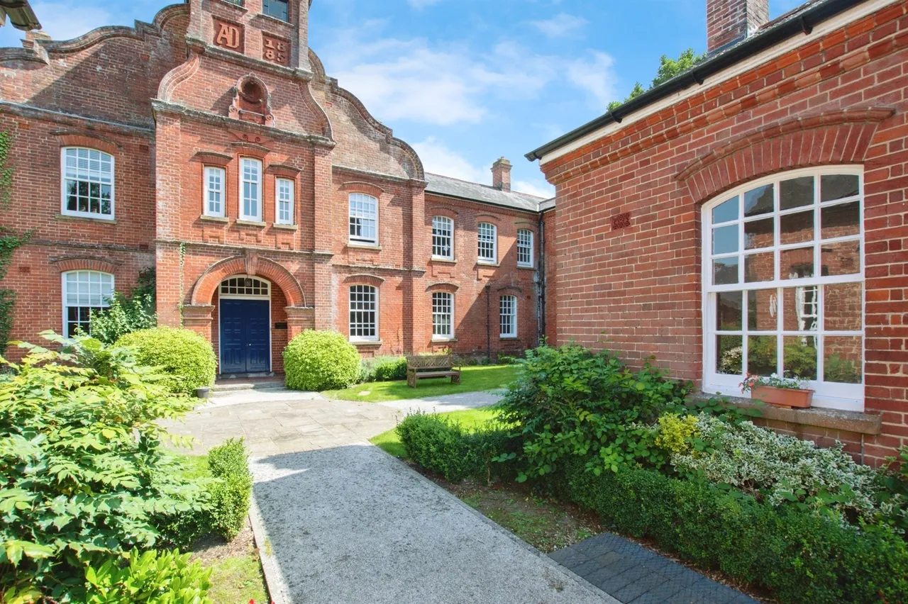 Bartons Road, Fordingbridge, SP6, photo 18