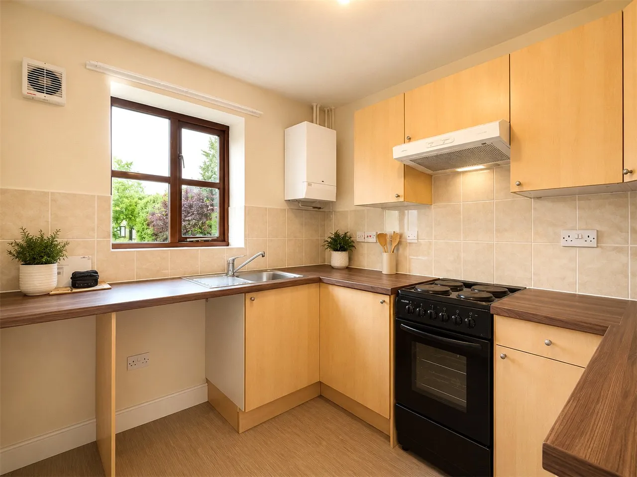 Elmgarth, Sleaford, Lincolnshire, NG34, photo 5