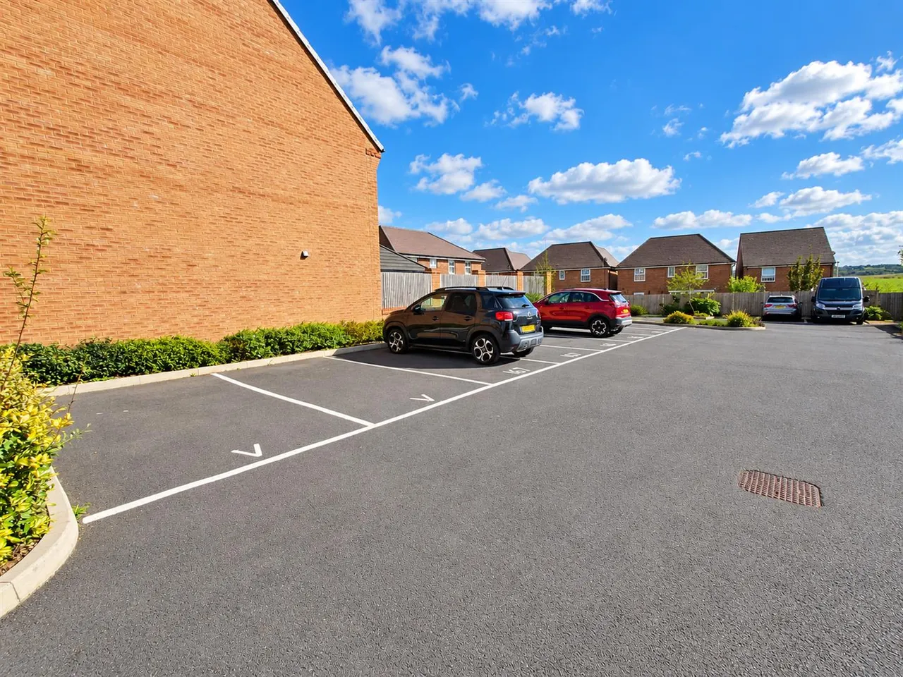 Skylark Avenue, Peacehaven, photo 4