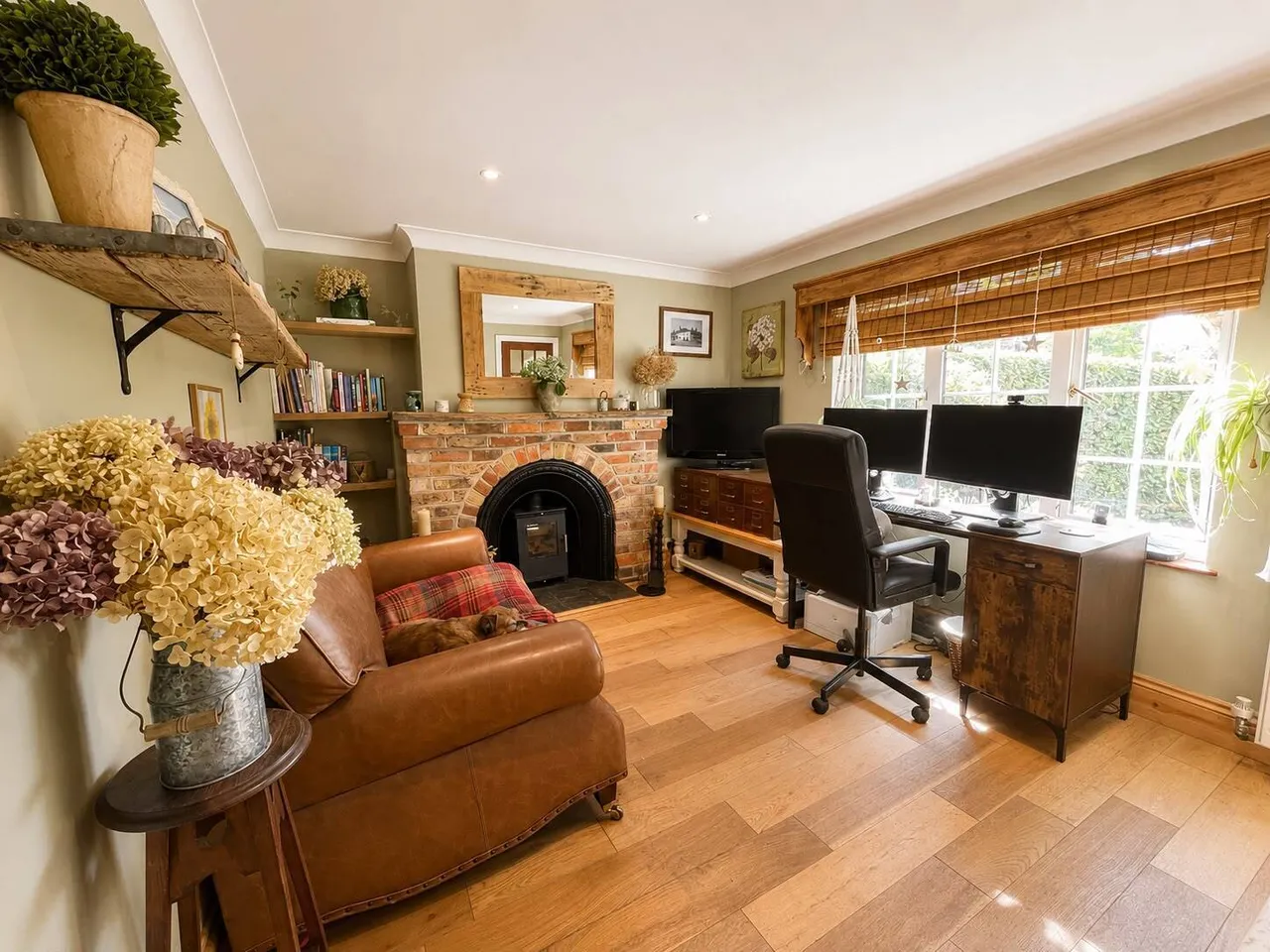 Broomhill, Ewshot, GU10, photo 6