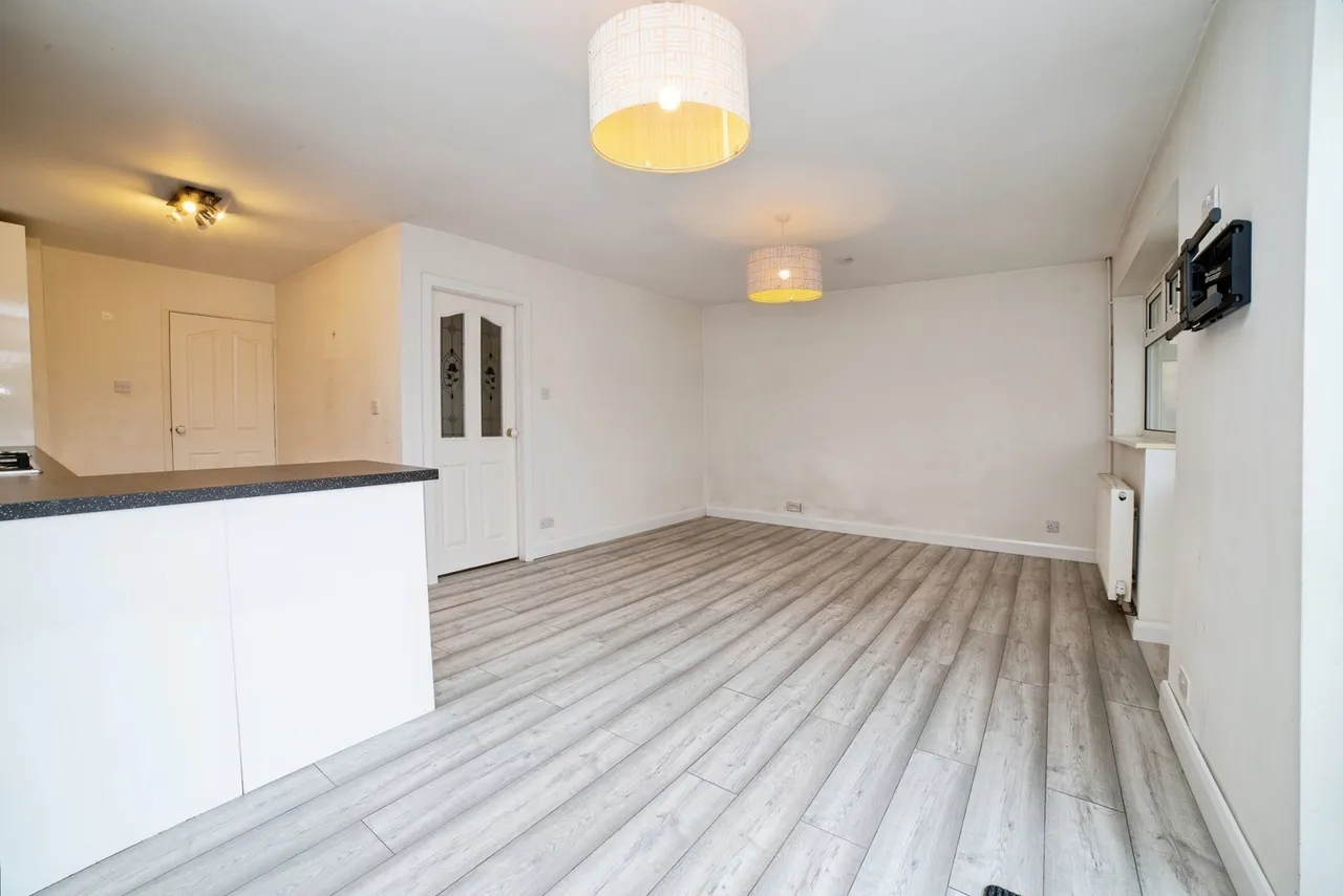 Birchwood Drive, Sutton-in-Ashfield, Nottinghamshire, NG17, photo 6