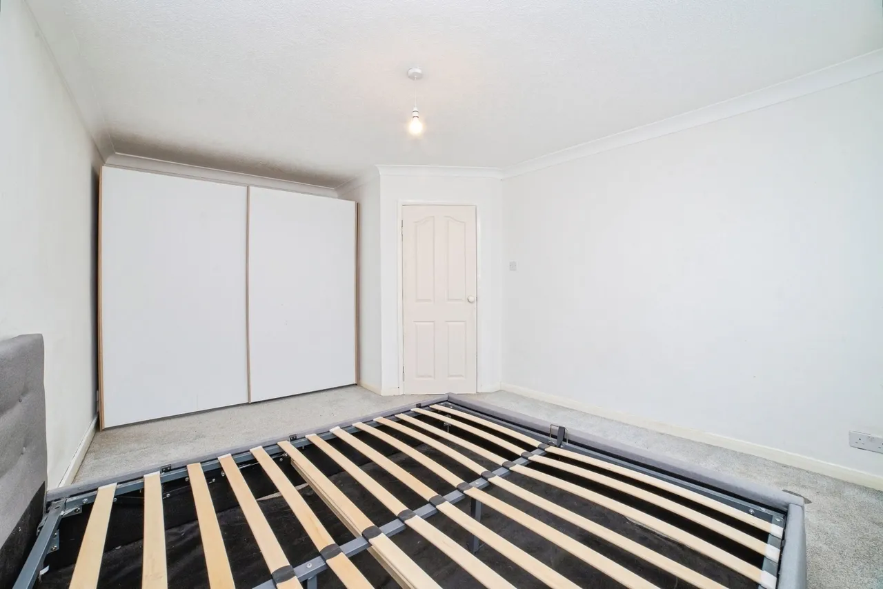 Birchwood Drive, Sutton-in-Ashfield, Nottinghamshire, NG17, photo 8