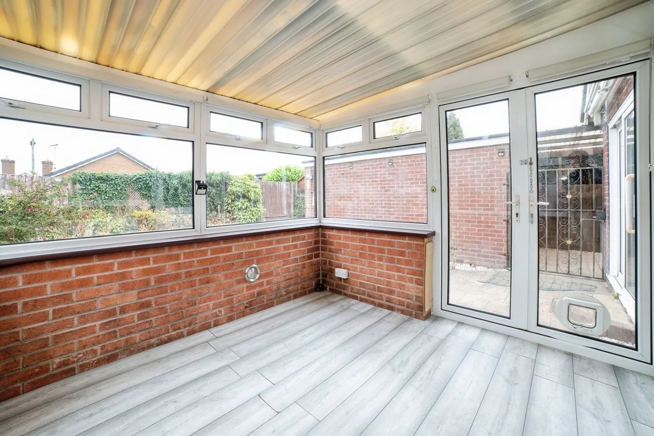 Birchwood Drive, Sutton-in-Ashfield, Nottinghamshire, NG17, photo 5