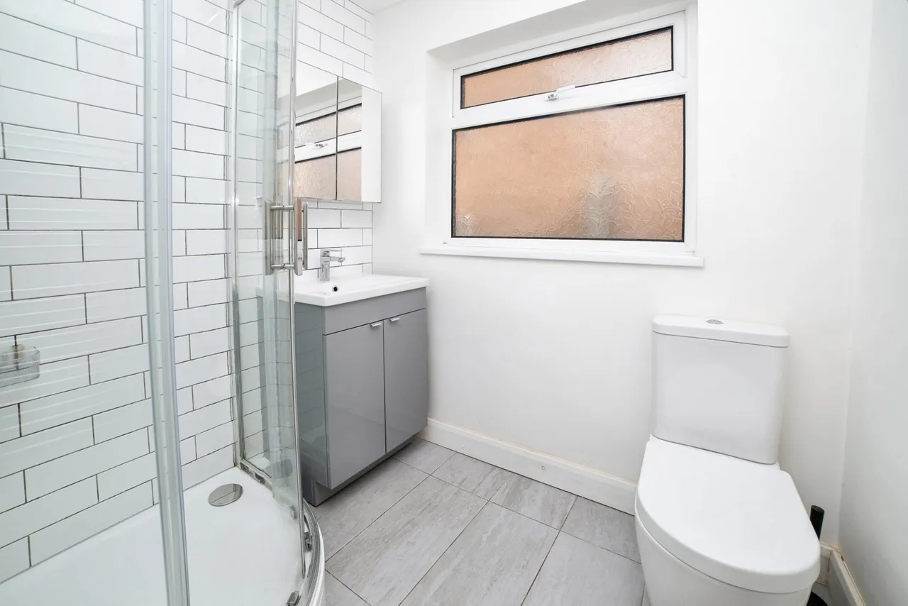 Birchwood Drive, Sutton-in-Ashfield, Nottinghamshire, NG17, photo 11