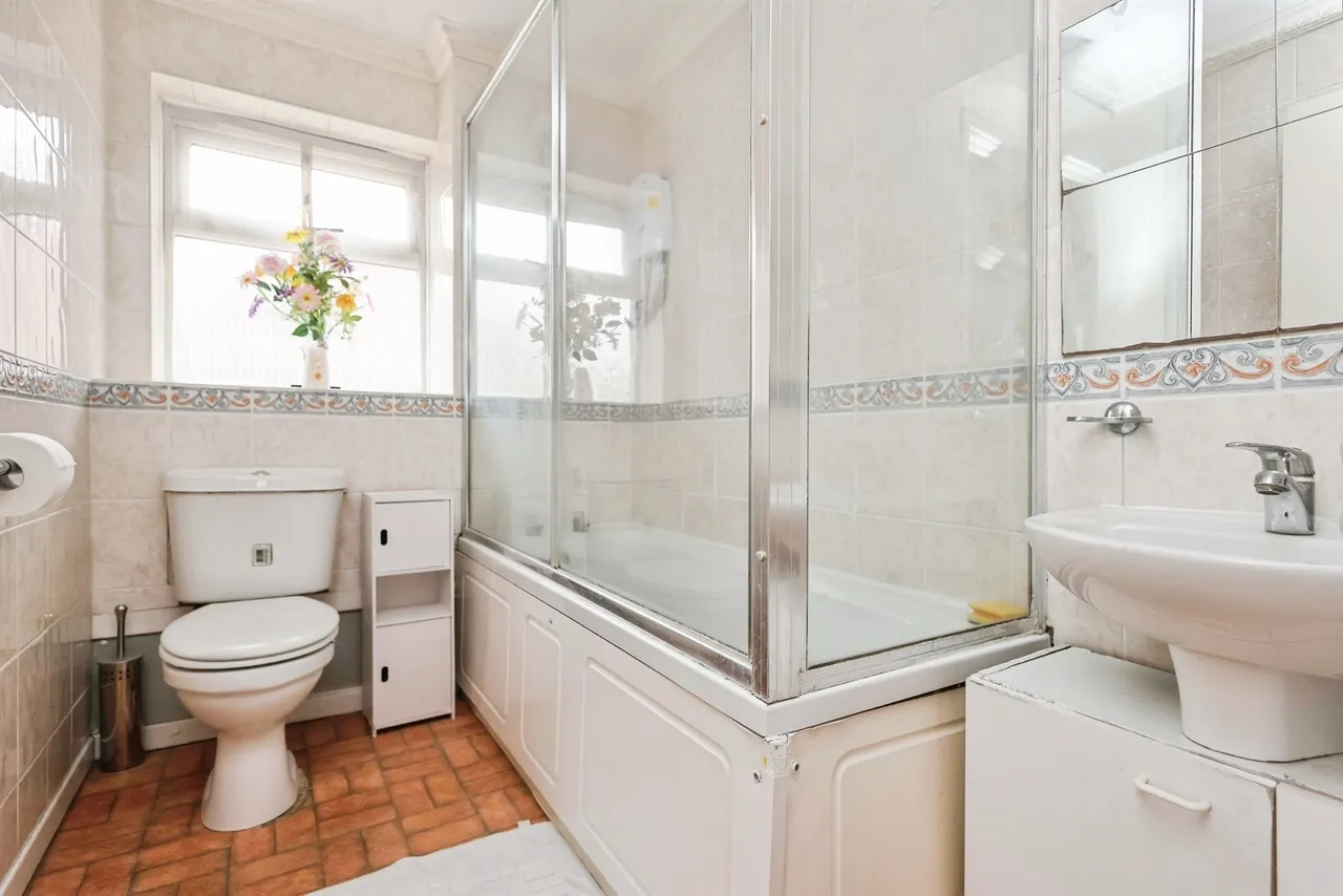 North View Drive, Brierley Hill, DY5, photo 14