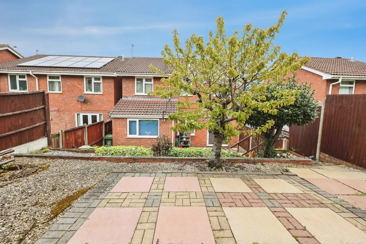 North View Drive, Brierley Hill, DY5, photo 18