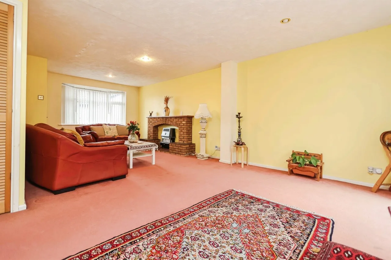 North View Drive, Brierley Hill, DY5, photo 5