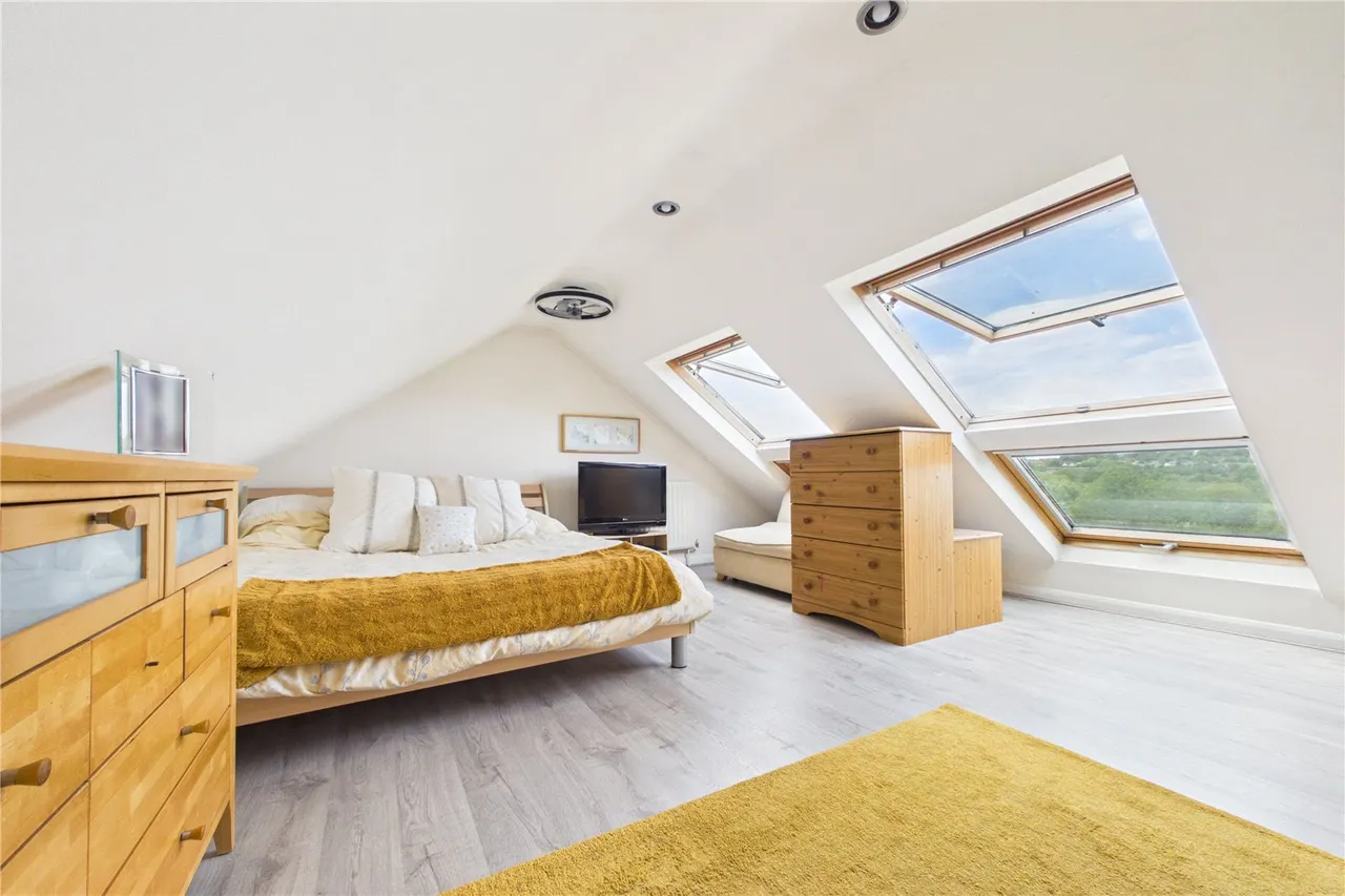 London Road, Overton, RG25, photo 25