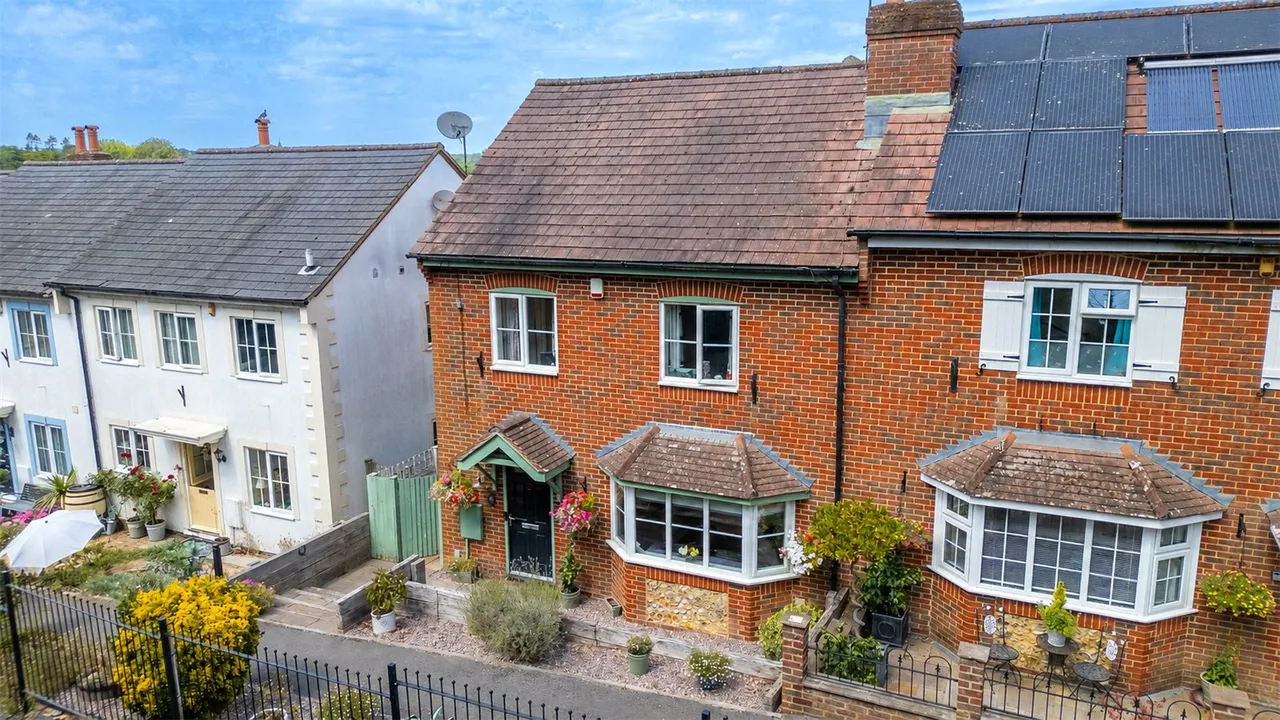 London Road, Overton, RG25, photo 16