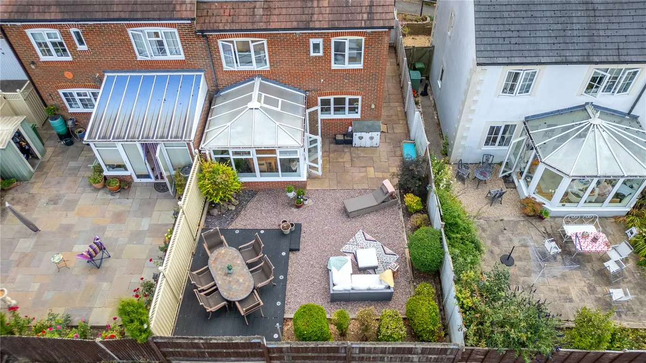 London Road, Overton, RG25, photo 11