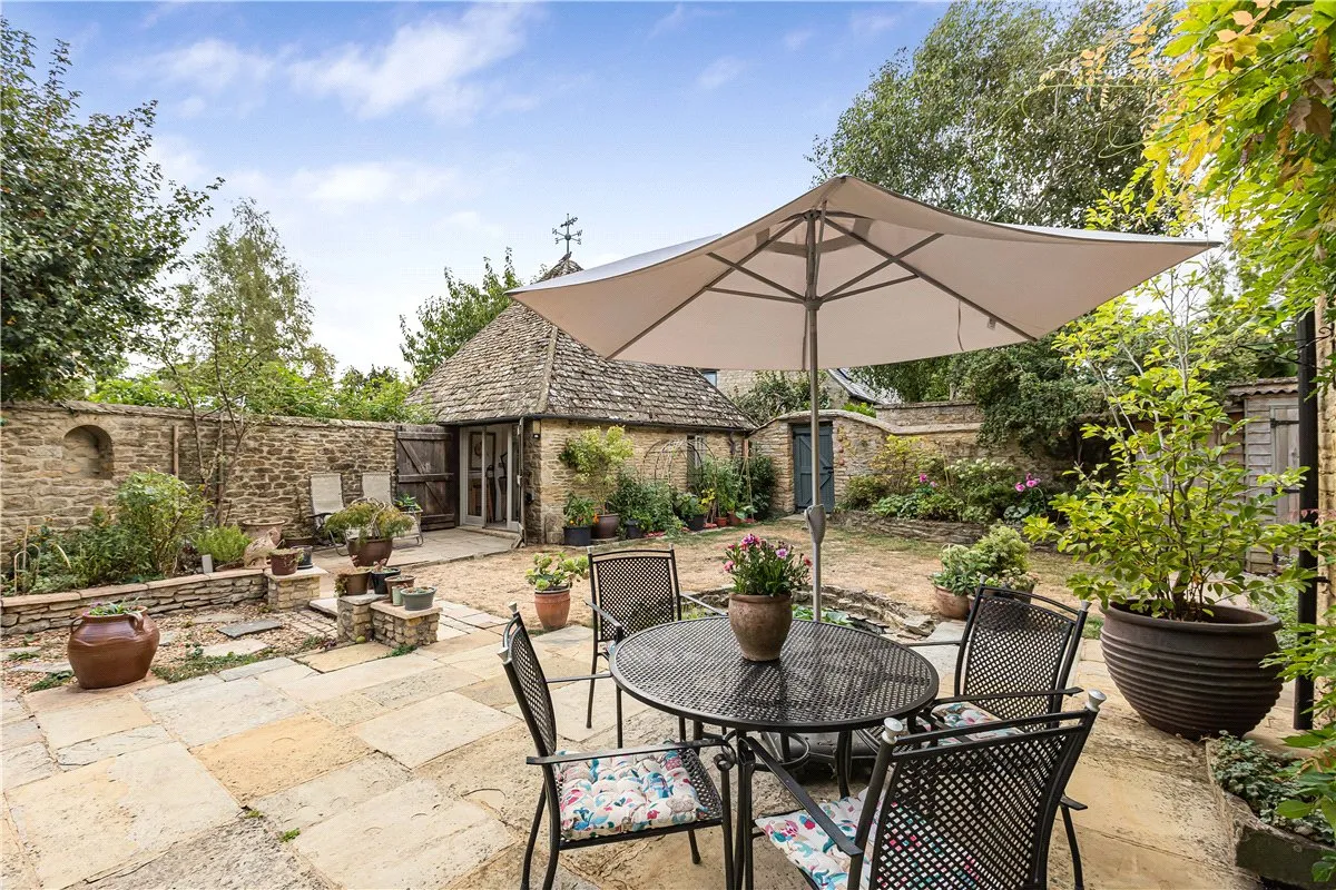 New Road, Bampton, OX18, photo 23