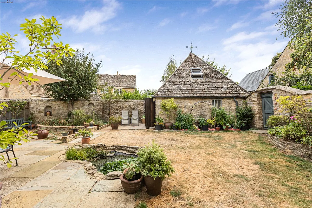 New Road, Bampton, OX18, photo 24