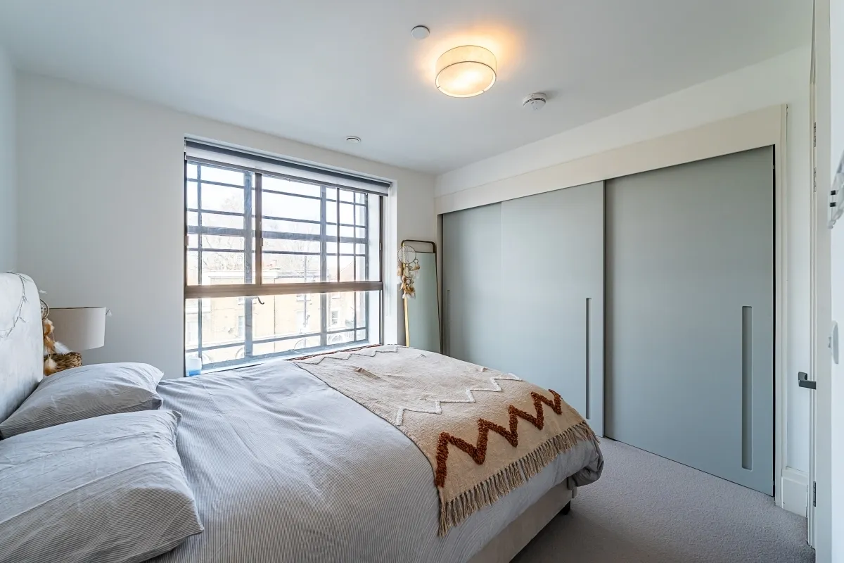 Acre Lane, London, SW2, photo 4