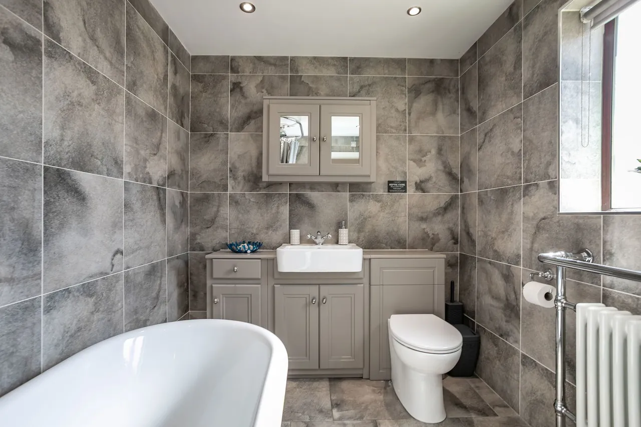 Browns Lane, Stalmine, FY6, photo 15