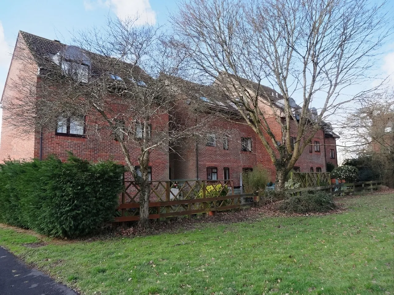 Killicks, Cranleigh, GU6, photo 8